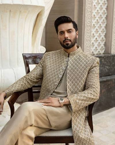 Groom Look